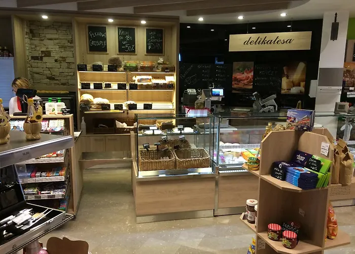 Апартаменты Avio *